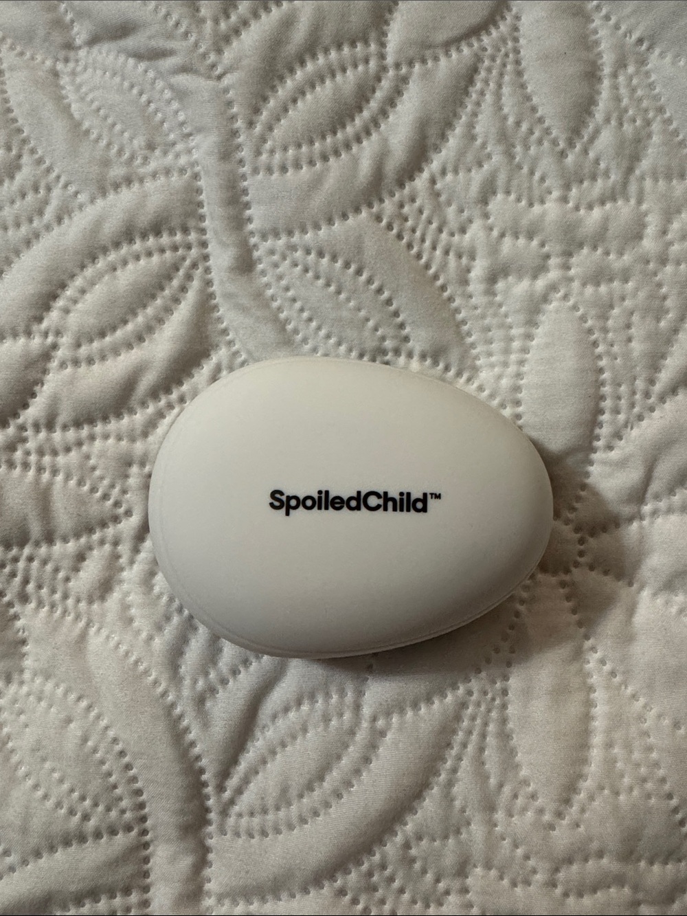 SpoiledChild™ White pocket styling brush